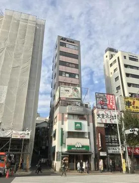 ATビルの外観