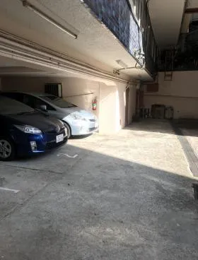 シンカイビルの外観