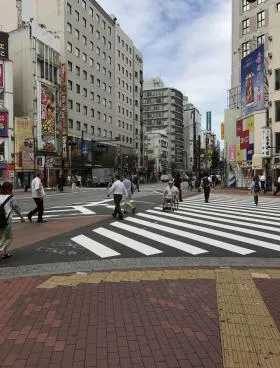 クロサワ駅前ビルの外観