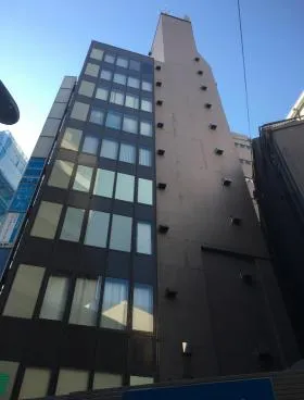 山の手ビル東館の外観