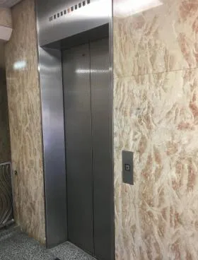 東池ビルの外観
