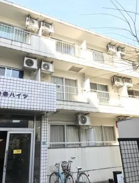 白鳥ハイツビルの外観
