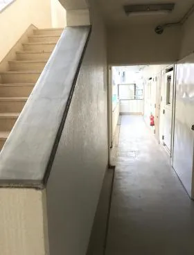 白鳥ハイツビルの外観