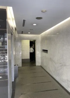 新宿北西ビルの外観