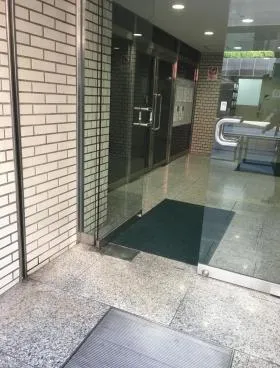 幸伸ビルの外観