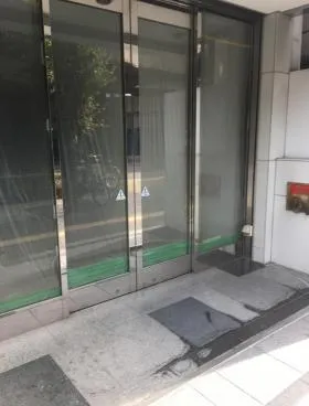 ミナミ御徒町ビルの外観