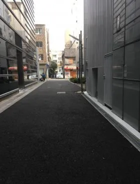 ミナミ御徒町ビルの外観