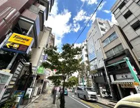 ファイブアネックスの外観