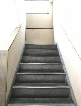 増井ビルの外観