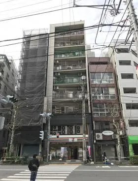 寿高ビルの外観