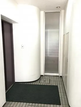 ラ・ブリークビルの外観