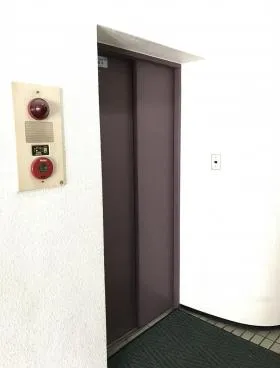ラ・ブリークビルの外観