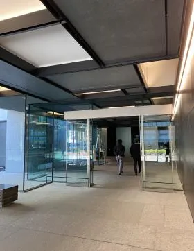 秋葉原アイマークの外観
