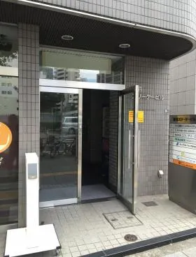 新宿スリーケービルの外観