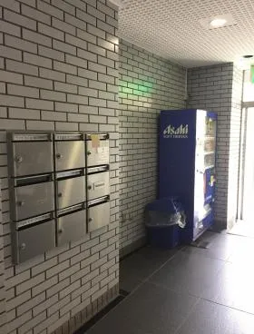 新宿スリーケービルの外観