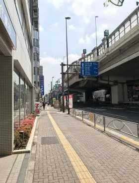 ウィンド笹塚ビルの外観