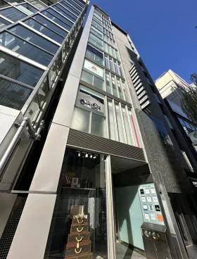 G.O Westの外観