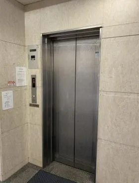フロンティア恵比寿ビルの外観