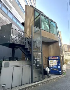ニューベリー千駄ヶ谷の外観