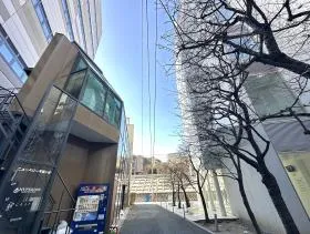 ニューベリー千駄ヶ谷の外観
