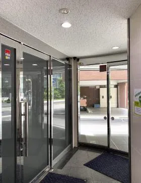 アーク神保町ビルの外観