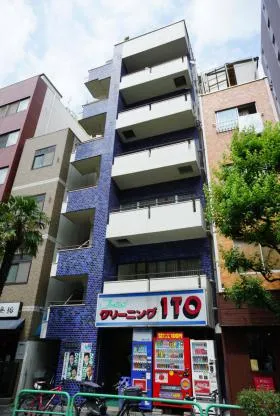 伊東ビルの外観