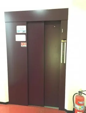 オフィスパークインの外観