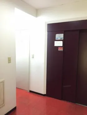 オフィスパークインの外観
