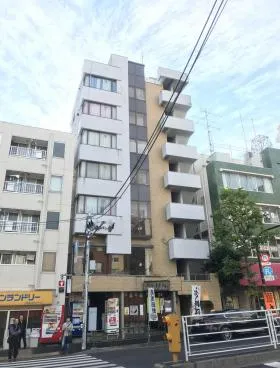 シャンブール早稲田の外観