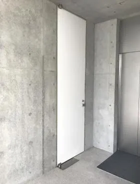 アーバンプレム南青山ビルの外観