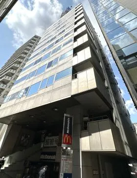 いちご池尻ビルの外観