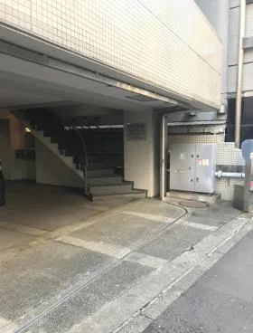 今給黎ビルの外観