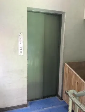 本庄ビルの外観