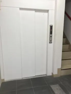 第2上西ビルの外観