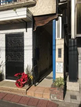 南青山フラットビルの外観