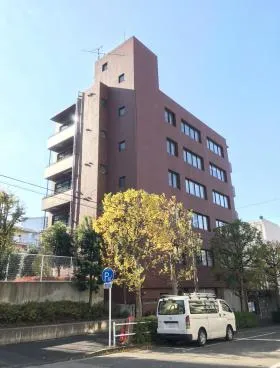 全日自労会館の外観