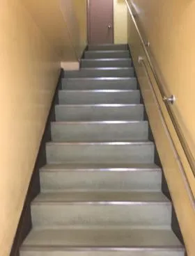 東欧ビルの外観