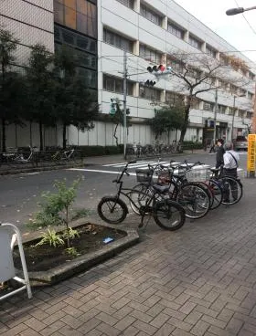 東欧ビルの外観