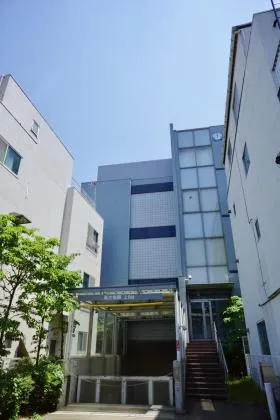 後楽ビルの外観