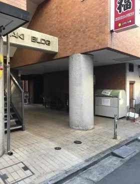 マキビルの外観