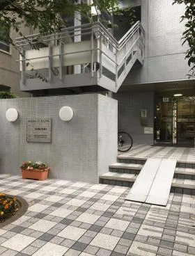 赤坂STビルの外観