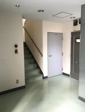 山崎ビルの外観