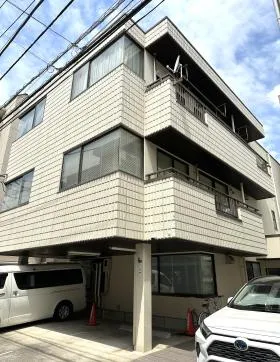 山崎ビルの外観