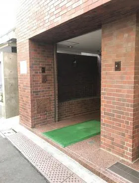 新宿村田ビルの外観