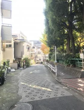 第三小松ビルの外観