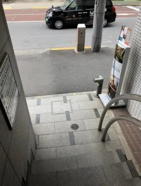 渡辺ビルの外観
