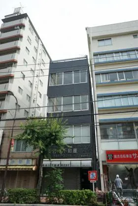 長谷川ビルの外観