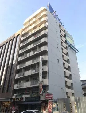 ローヤルマンション金杉の外観