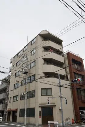 西野ビルの外観