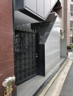 第15高畠ビルの外観